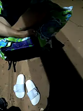 Snapshot of Alondra29 chatting on January 7, 2026, 1:19 am Alondra29 online show from January 7, 2026, 1:19 am