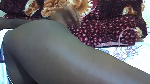 beautyfultits online show from April 3, 2026, 7:01 pm