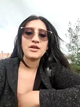 Marilyn 1-2 online show from December 13, 2025, 9:20 pm