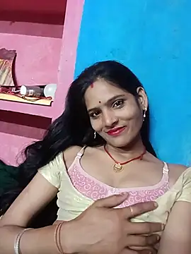 Snapshot of Rt_kinjal chatting on July 1, 2026, 10:42 pm Rt kinjal online show from July 1, 2026, 10:42 pm