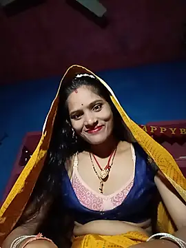 Snapshot of Rt_kinjal chatting on July 6, 2026, 10:23 pm Rt kinjal online show from July 6, 2026, 10:23 pm