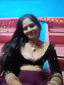 Snapshot of Rt_kinjal chatting on July 15, 2026, 10:26 pm Rt kinjal online show from July 15, 2026, 10:26 pm