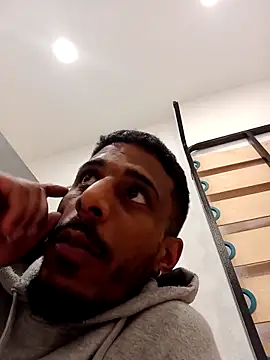 Snapshot of NegroJari chatting on November 20, 2025, 5:18 am NegroJari online show from November 20, 2025, 5:18 am