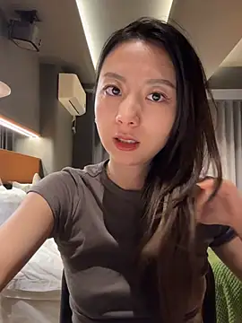 Jinmi125216 online show from March 26, 2026, 6:24 pm