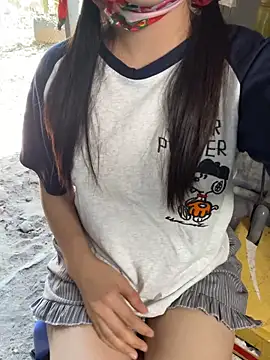 XndSeraphina online show from March 2, 2026, 4:36 am