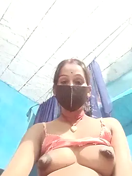 Nandani-758 online show from February 17, 2026, 4:02 pm