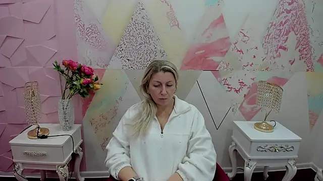 Viki richy3 online show from November 24, 2025, 9:20 am