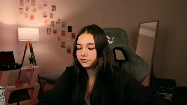 Vexorine online show from November 26, 2025, 7:48 pm