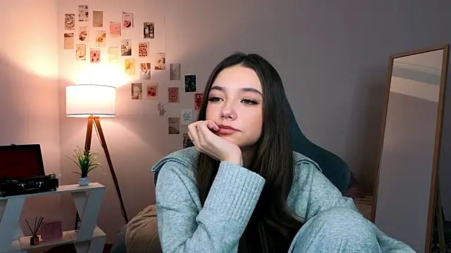 Snapshot of Vexorine chatting on February 14, 2026, 9:00 pm Vexorine online show from February 14, 2026, 9:00 pm