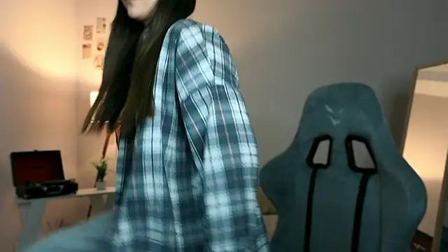 Vexorine online show from April 12, 2026, 7:30 pm