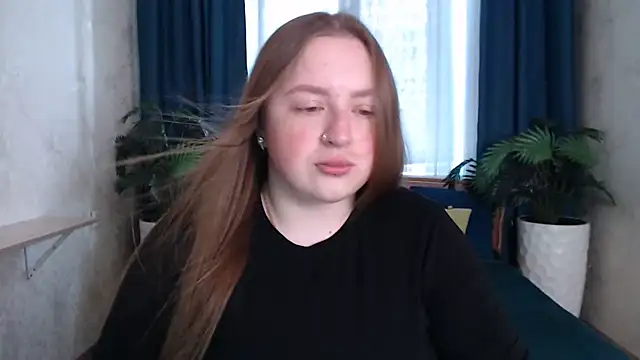 GirlPlayer online show from May 19, 2026, 8:31 am