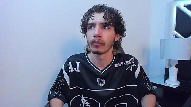 JojoBraando online show from April 9, 2026, 12:21 am