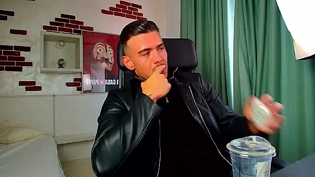 ElijahThorne online show from March 24, 2026, 9:47 am