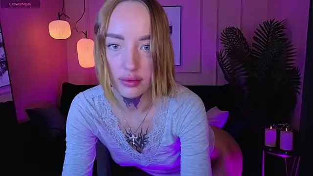 Snapshot of MarquiseMuse chatting on November 21, 2025, 9:30 am MarquiseMuse online show from November 21, 2025, 9:30 am