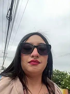 Venus 22 online show from November 24, 2025, 7:57 pm