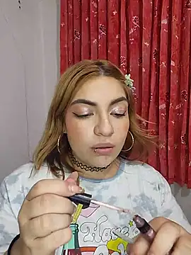 mila curvy online show from January 17, 2026, 5:01 am