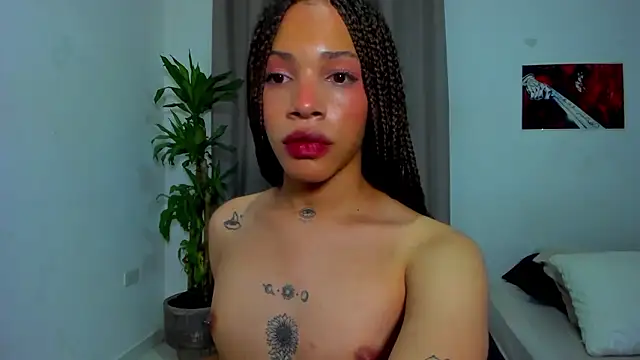 Snapshot of Catty_Noir chatting on February 10, 2026, 12:48 am Catty Noir online show from February 10, 2026, 12:48 am