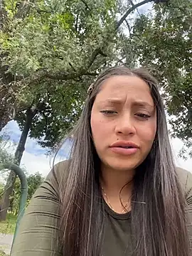 LyaRose online show from April 7, 2026, 6:19 pm