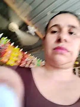 MIA-LARIOS online show from May 10, 2026, 3:06 pm