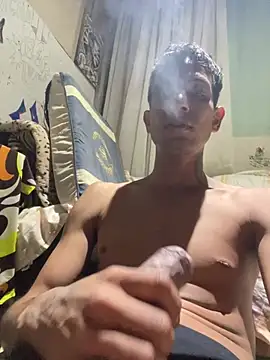 Gzinho69ik online show from July 22, 2026, 2:14 am
