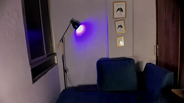 lowielblack online show from December 20, 2025, 3:02 am