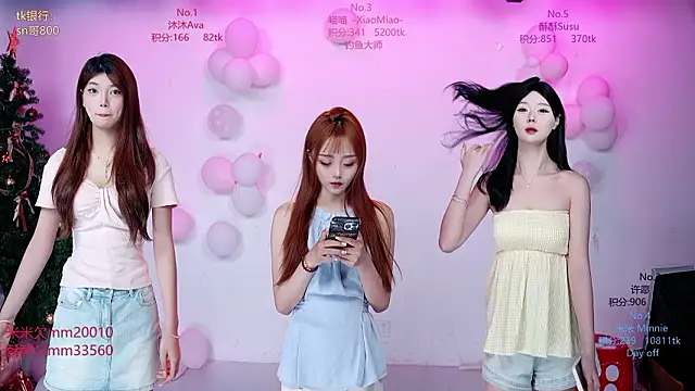 Snapshot of CM---002 chatting on February 9, 2026, 12:36 am CM---002 online show from February 9, 2026, 12:36 am