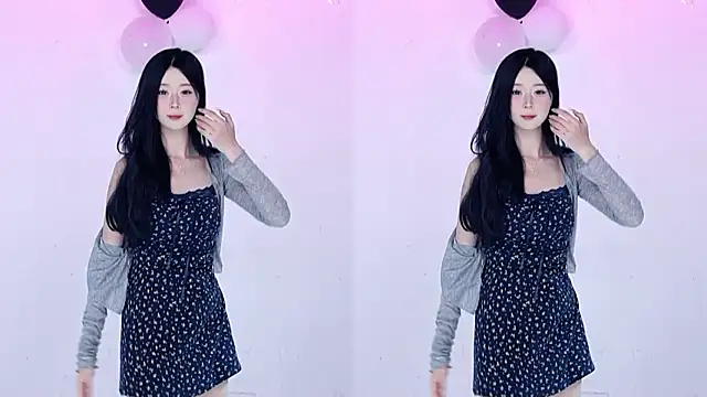 Snapshot of CM---002 chatting on March 2, 2026, 1:30 am CM---002 online show from March 2, 2026, 1:30 am