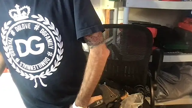 SinlessFreedom7 online show from February 6, 2026, 5:49 pm