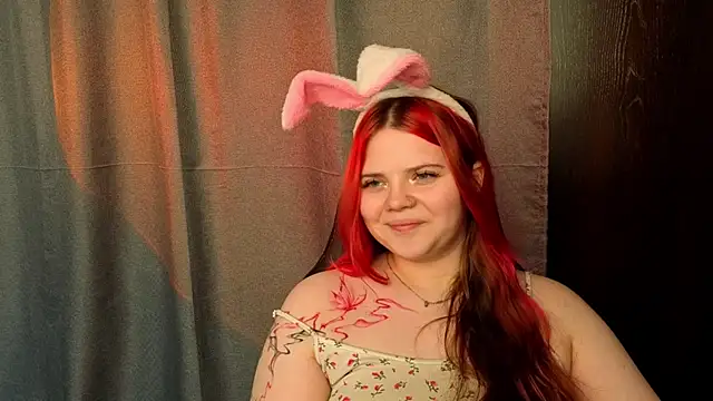 KellyFiery online show from June 17, 2026, 8:28 am
