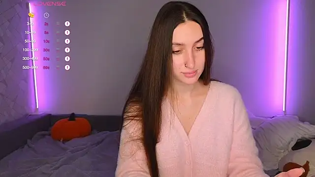 KikkyMi online show from November 29, 2025, 8:23 pm