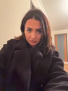     Eva     online show from November 21, 2025, 3:00 pm