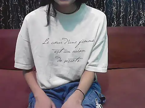 Snapshot of hello_baby01 chatting on April 4, 2026, 4:15 pm hello baby01 online show from April 4, 2026, 4:15 pm