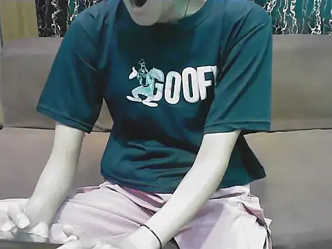 Snapshot of hello_baby01 chatting on April 5, 2026, 4:59 pm hello baby01 online show from April 5, 2026, 4:59 pm