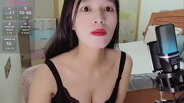 muxi- online show from November 25, 2025, 5:51 am