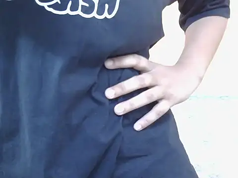 Honey Baby1 online show from April 7, 2026, 5:52 am