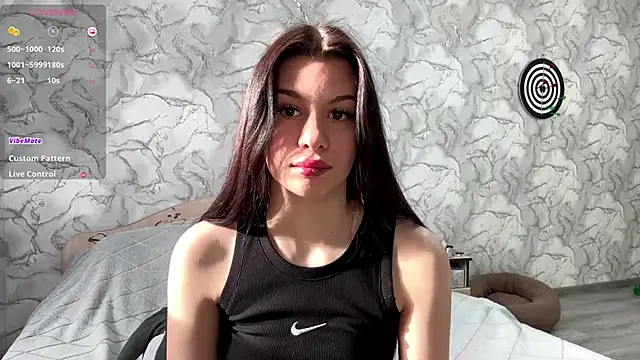 Snapshot of Phantom_Gallactic chatting on February 19, 2026, 7:37 am Phantom Gallactic online show from February 19, 2026, 7:37 am