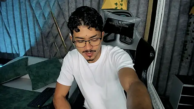 NicolaiKarav online show from March 22, 2026, 2:09 pm