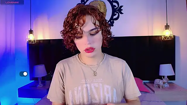 Skyee angel online show from April 1, 2026, 7:44 pm