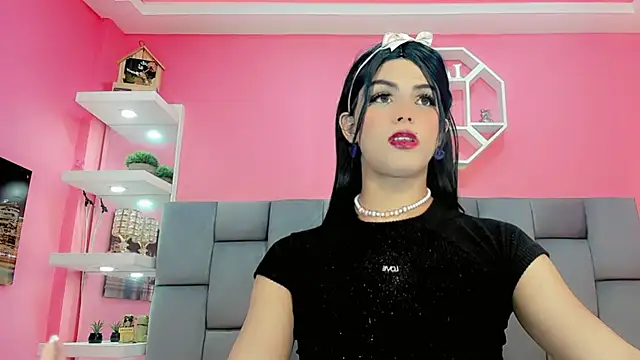 DaleskaSanchez online show from December 4, 2025, 9:23 pm