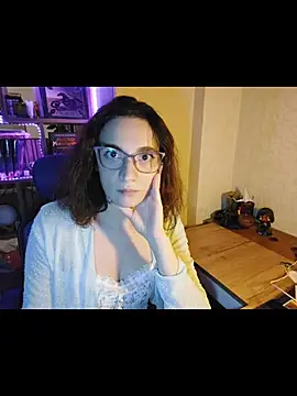 Inner Bloom online show from November 21, 2025, 9:57 pm