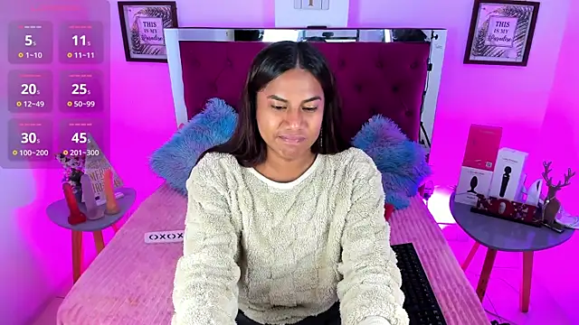 Samantha  F W online show from December 20, 2025, 4:36 pm