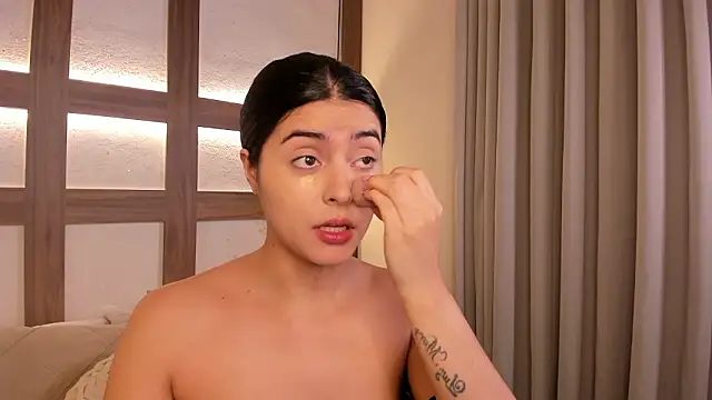 Snapshot of SarhaVega chatting on February 9, 2026, 12:31 pm SarhaVega online show from February 9, 2026, 12:31 pm