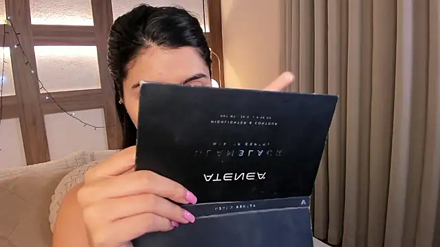 Snapshot of SarhaVega chatting on February 14, 2026, 1:08 pm SarhaVega online show from February 14, 2026, 1:08 pm