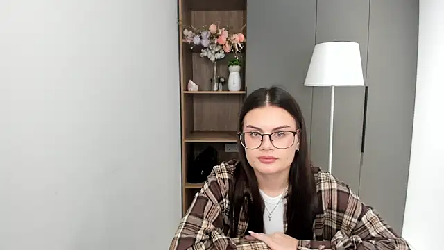 Snapshot of MaryIouiseBroome chatting on November 23, 2025, 3:28 am MaryIouiseBroome online show from November 23, 2025, 3:28 am