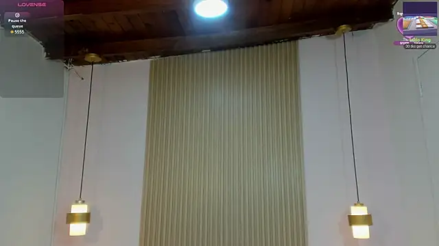 Snapshot of Izelevans chatting on February 28, 2026, 1:01 pm Izelevans online show from February 28, 2026, 1:01 pm