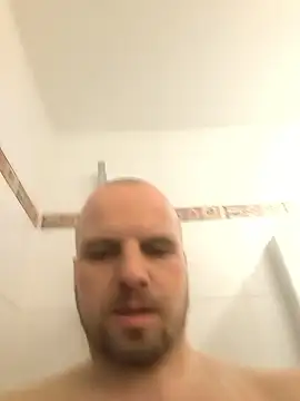 Phoenix2310 online show from January 12, 2026, 4:34 pm