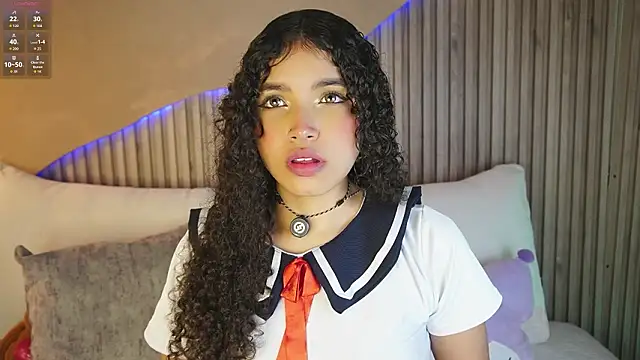 Snapshot of EloiseSweetxx chatting on March 3, 2026, 12:33 pm EloiseSweetxx online show from March 3, 2026, 12:33 pm