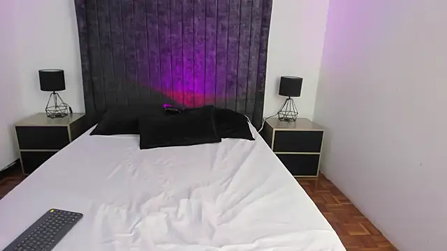 CleoColliva  online show from February 10, 2026, 2:59 am