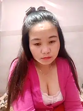 One-two22 online show from December 4, 2025, 10:29 pm