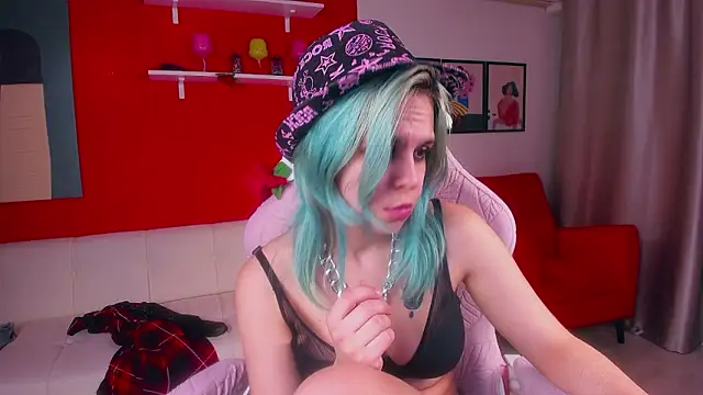 LiraBelle online show from February 24, 2026, 3:10 pm